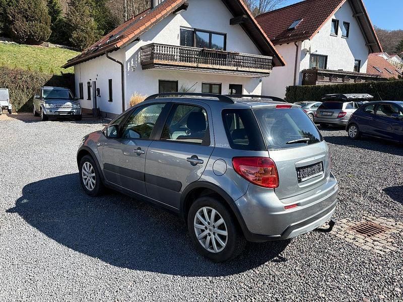 Gebraucht Suzuki SX4 Style 120 PS (88 kW) 2012 Grau Limousine