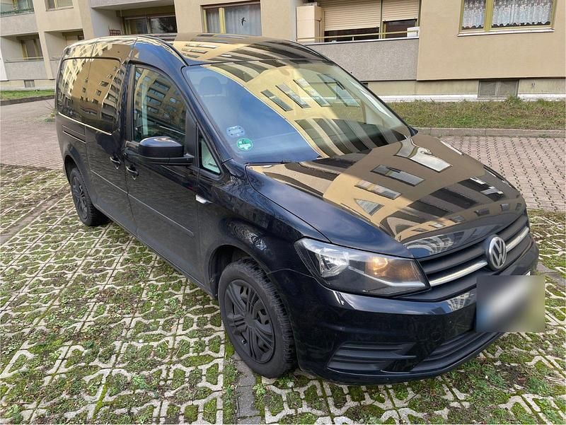 Schwarz Gebraucht 2016 VW Caddy Maxi Van / Kleinbus | 21.000 € - Bild 1/4