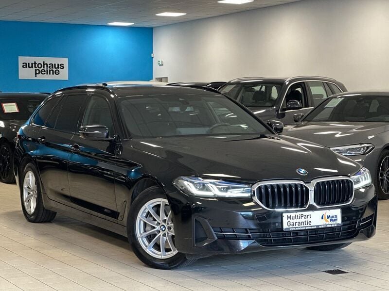 Schwarz Gebraucht 2021 BMW 530 Performance Limousine | 34.599 € (Guter Preis) - Bild 1/4