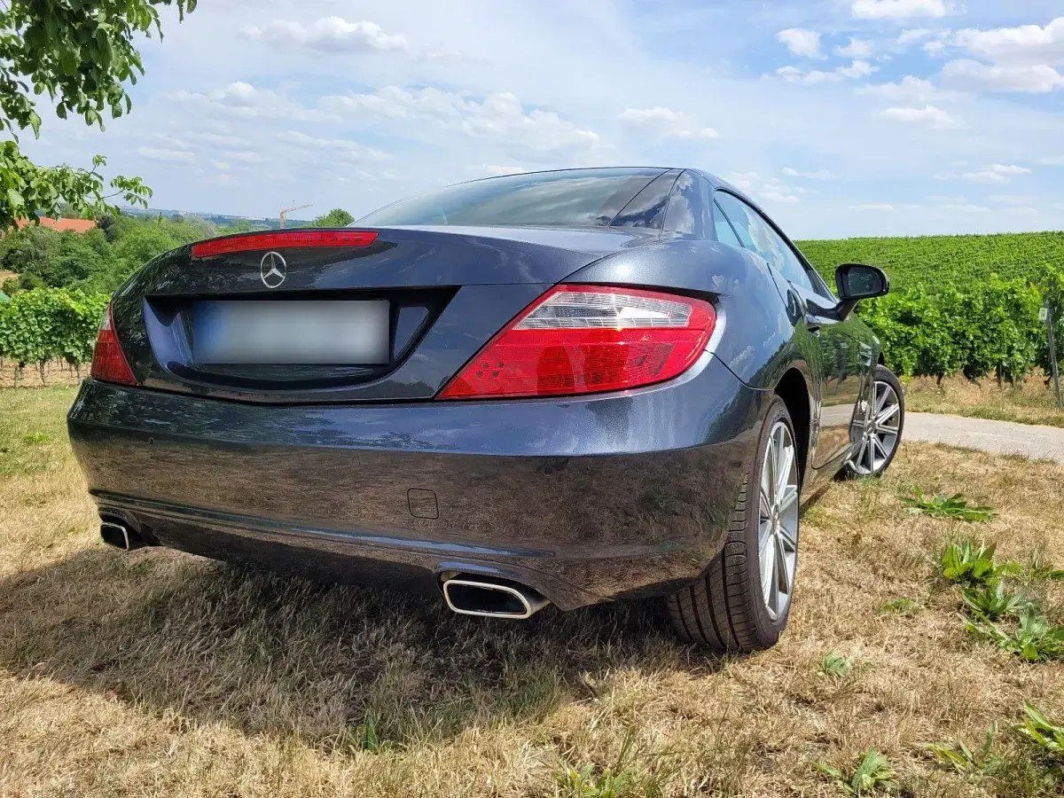 Gebraucht Mercedes SLK200 184 PS (135 kW) 2012 Grau Cabrio