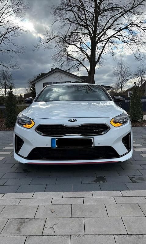 Gebraucht Kia Ceed GT GT 204 PS (150 kW) 2021 Weiß Limousine