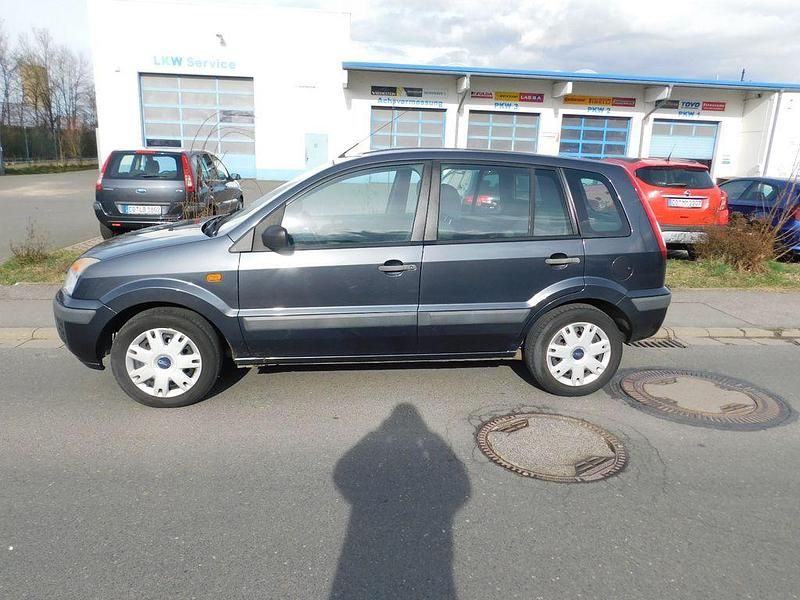Gebraucht Ford Fusion Fun X 80 PS (58 kW) 2006 Grau Kleinwagen