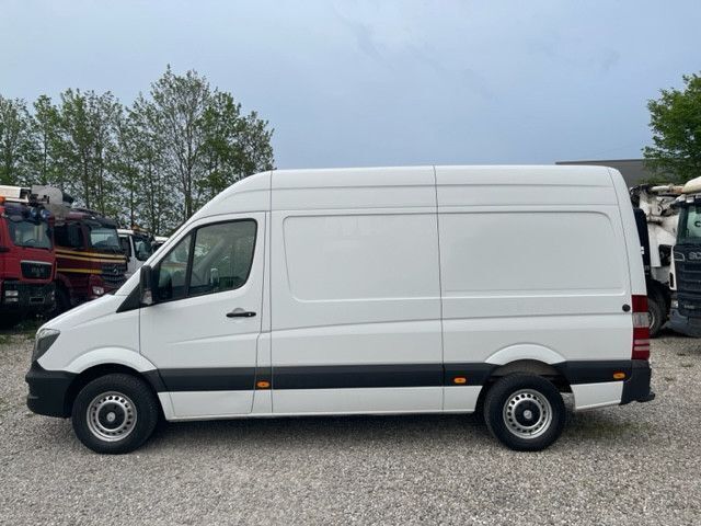 Weiß Gebraucht 2014 Mercedes Sprinter Van | 16.125 € (Teuer) - Bild 1/4