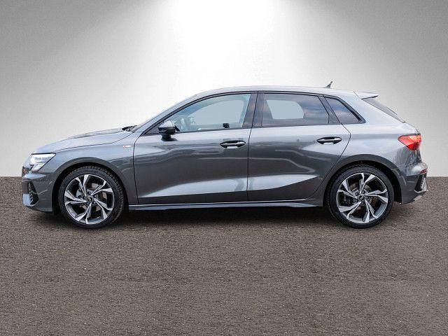 Gebraucht Audi A3 S-Line 150 PS (110 kW) 2024 Daytonagrau perleffekt Limousine