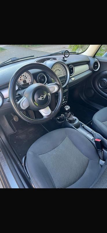 Usado Mini Cooper 112 HP (82 kW) 2011 Dourado Citadino