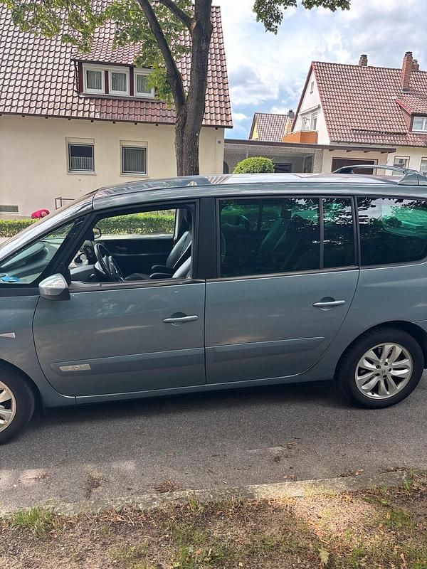 Andere farben Gebraucht 2006 Renault Espace Van / Kleinbus | 2.699 € (Fairer Preis) - Bild 1/4
