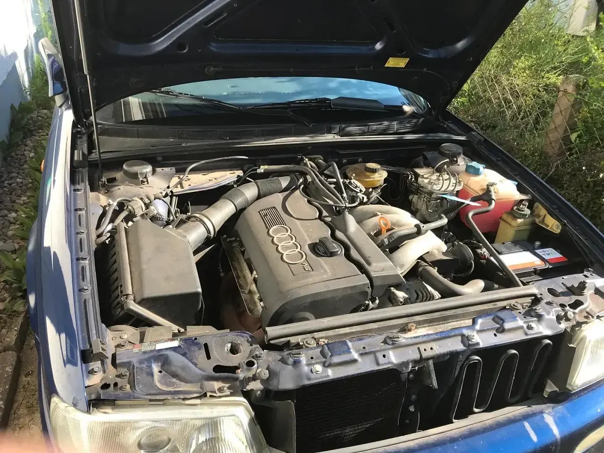 Gebraucht Audi Cabriolet 125 PS (91 kW) 1998 Blau Cabrio