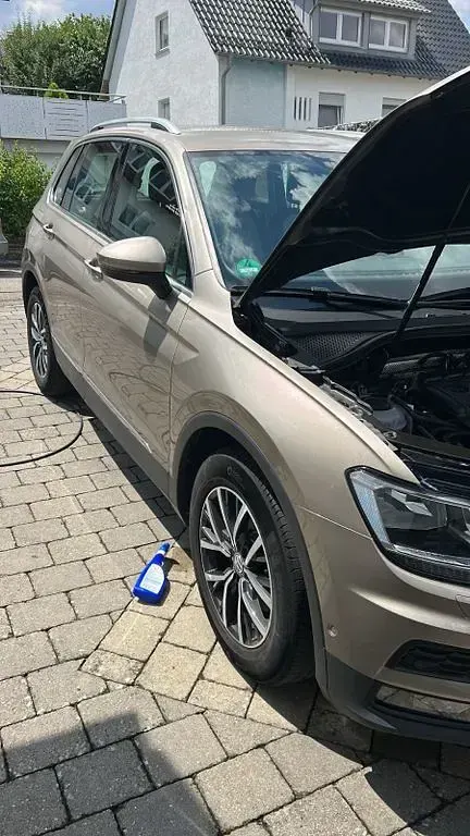 Gebraucht VW Tiguan 150 PS (110 kW) 2019 Grau SUV