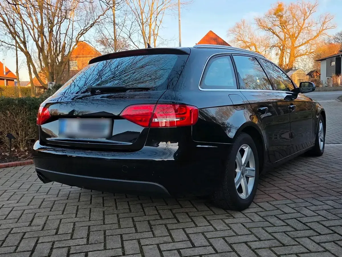 Gebraucht Audi A4 S-Line 169 PS (124 kW) 2010 Schwarz Kombi