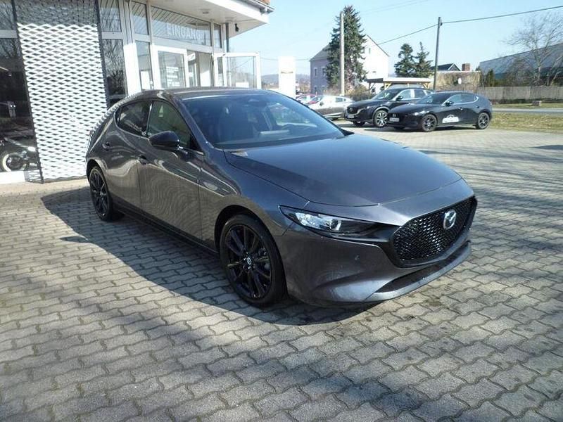 Grau Gebraucht 2025 Mazda 3 Homura-Line Limousine | 25.980 € (Teuer) - Bild 1/4