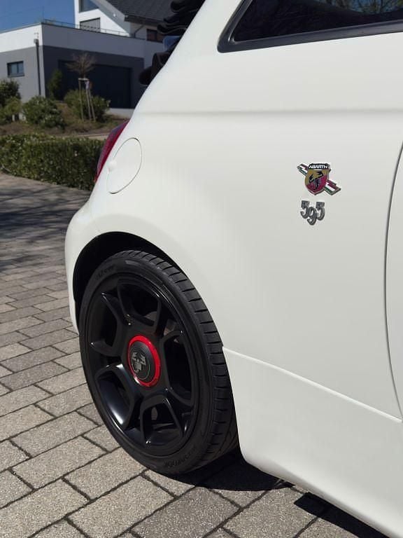 Używany Abarth 595C Pista 160 KM (117 kW) 2018 Biały Kabriolet