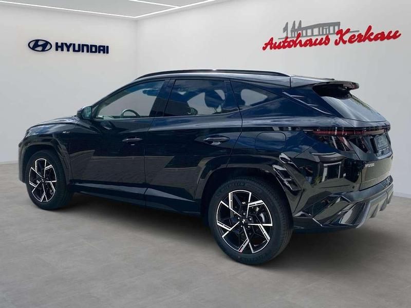 Neu Hyundai Tucson N Line 215 PS (158 kW) 2025 Abyss black SUV