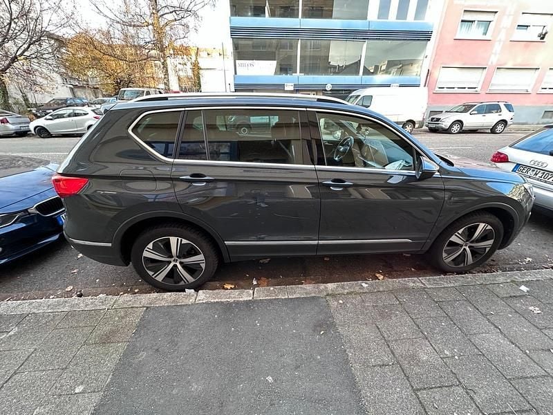 Gebraucht Seat Tarraco 150 PS (110 kW) 2023 Grau SUV