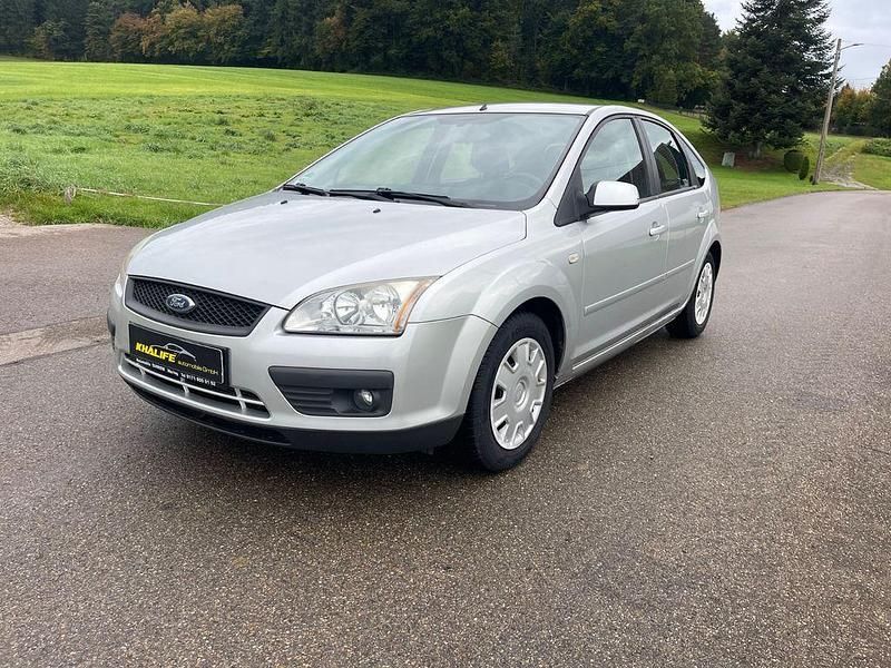 Silber Gebraucht 2008 Ford Focus Fun X Limousine | 1.499 € (Guter Preis) - Bild 1/4