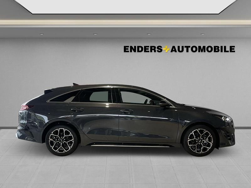 Gebraucht Kia ProCeed GT-Line 140 PS (102 kW) 2025 H8g) dark penta metal m (schwarz Kleinwagen