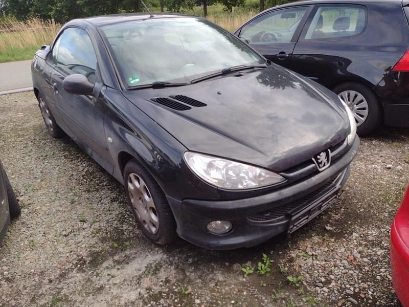 Schwarz Gebraucht 2005 Peugeot 206 CC Cabrio | 900 € (Guter Preis) - Bild 1/4