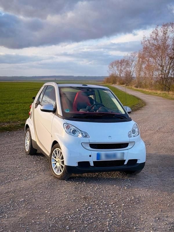 Gebraucht Smart ForTwo Cabrio 71 PS (52 kW) 2010 Weiß Cabrio