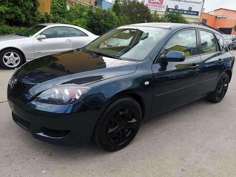 Nordic green Gebraucht 2005 Mazda 3 Comfort Limousine | 2.500 € (Teuer) - Bild 1/4