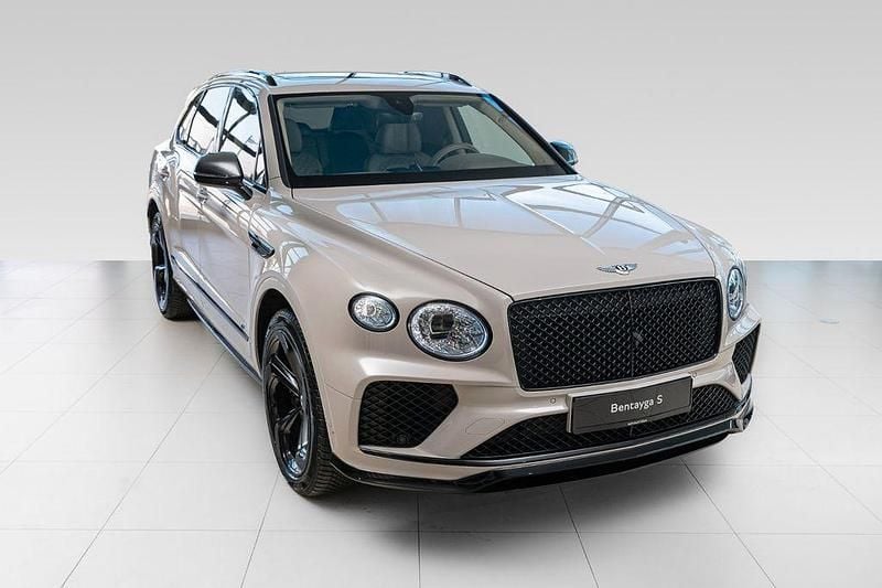 Gebraucht Bentley Bentayga 551 PS (405 kW) 2023 Beige SUV