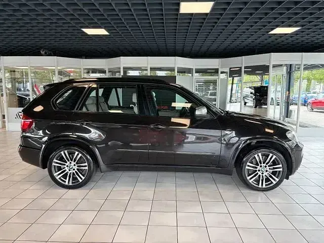 Gebraucht BMW X5 Performance 381 PS (280 kW) 2013 Schwarz SUV