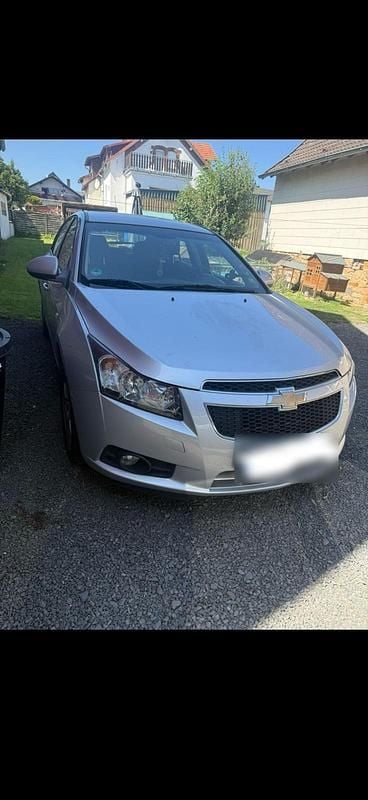 Gebraucht Chevrolet Cruze 124 PS (91 kW) 2012 Silber Limousine