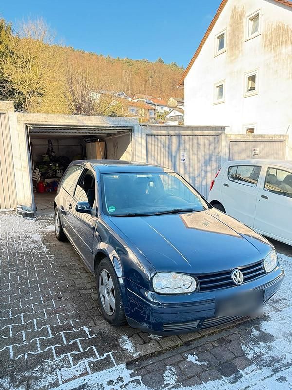 Gebraucht VW Golf 101 PS (74 kW) 1998 Blau Coupé
