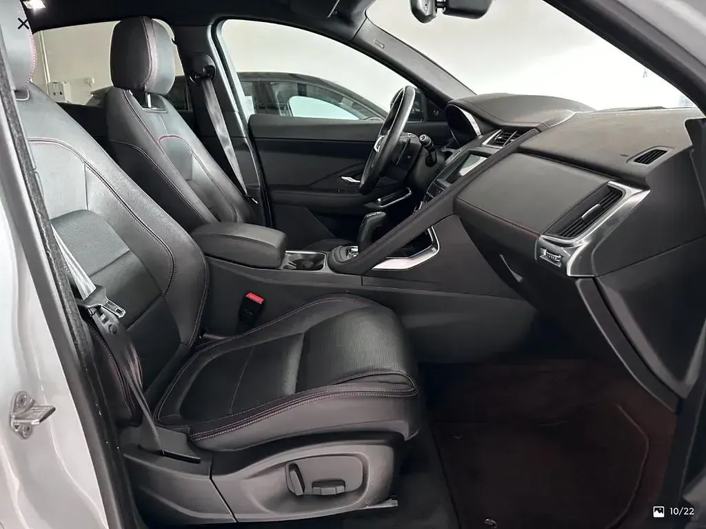 Gebraucht Jaguar E-Pace R-Dynamic 200 PS (147 kW) 2019 Schwarz SUV
