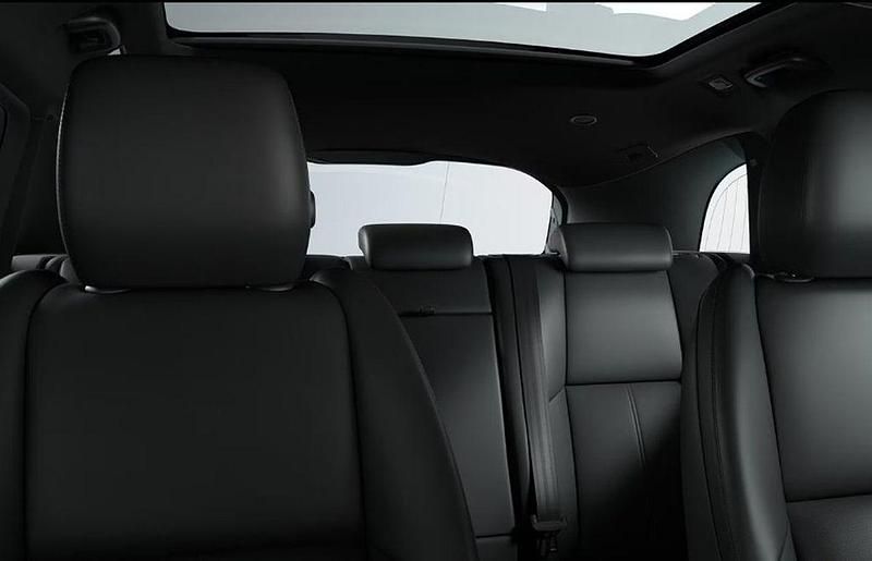 Gebraucht Land Rover Range Rover Velar SE Dynamic 204 PS (150 kW) 2025 Schwarz SUV