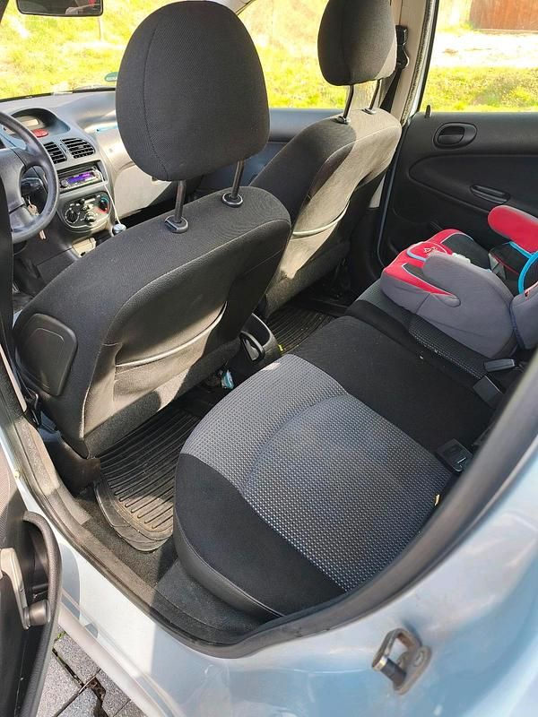 Gebraucht Peugeot 206 75 PS (55 kW) 2005 Silber Kleinwagen