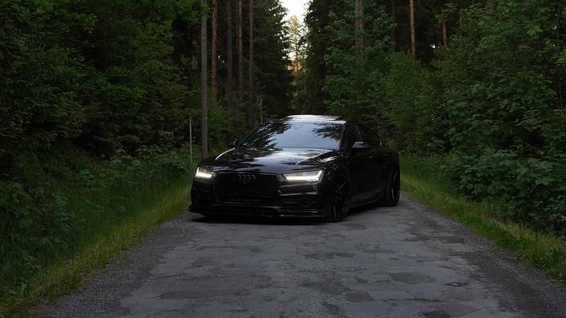 Schwarz Gebraucht 2016 Audi A7 Sportback S-Line Kleinwagen | 23.500 € (Fairer Preis) - Bild 1/4