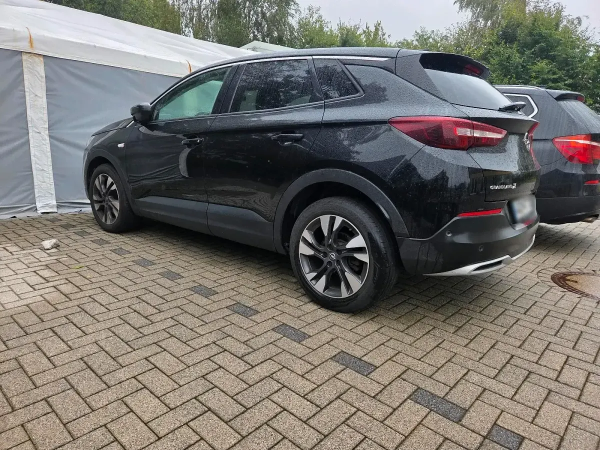 Gebraucht Opel Grandland X GS Line 130 PS (95 kW) 2019 Schwarz SUV