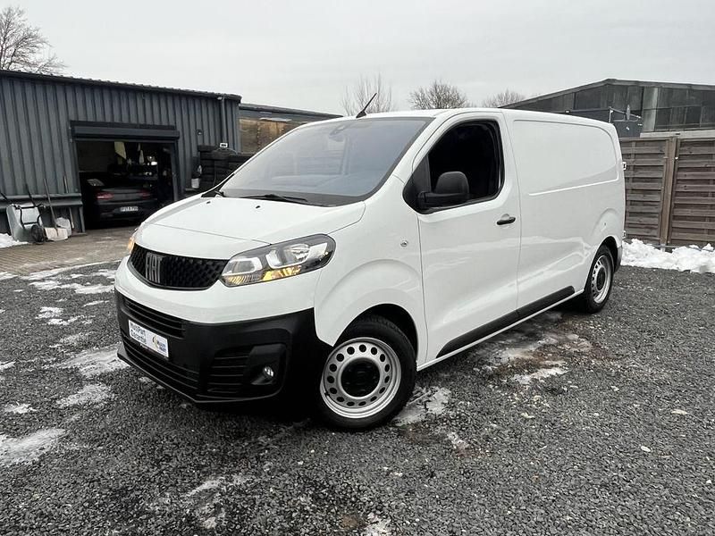 Gebraucht Fiat Scudo 144 PS (105 kW) 2022 Weiß Van