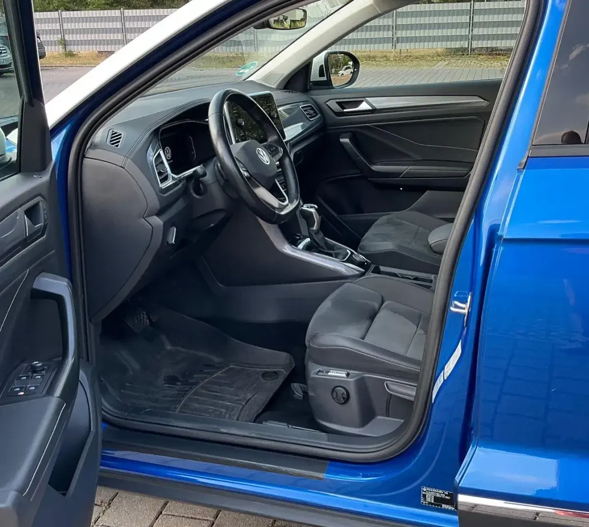 Gebraucht VW T-Roc Style 150 PS (110 kW) 2022 Blau SUV