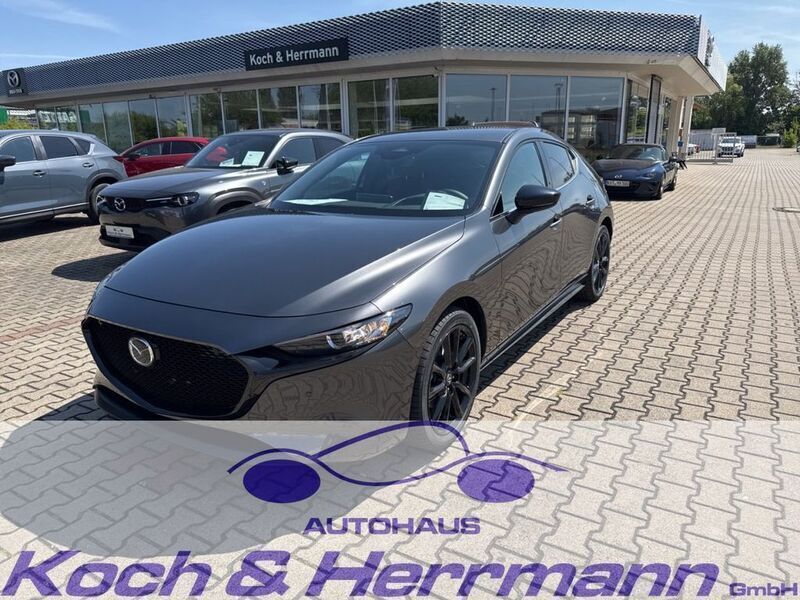 Machine gray Neu 2025 Mazda 3 Nagisa Limousine | 28.590 € (Fairer Preis) - Bild 1/4