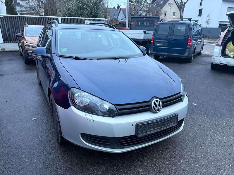 Gebraucht VW Golf VI Trendline 105 PS (77 kW) 2011 Tempest blue metallic Kleinwagen