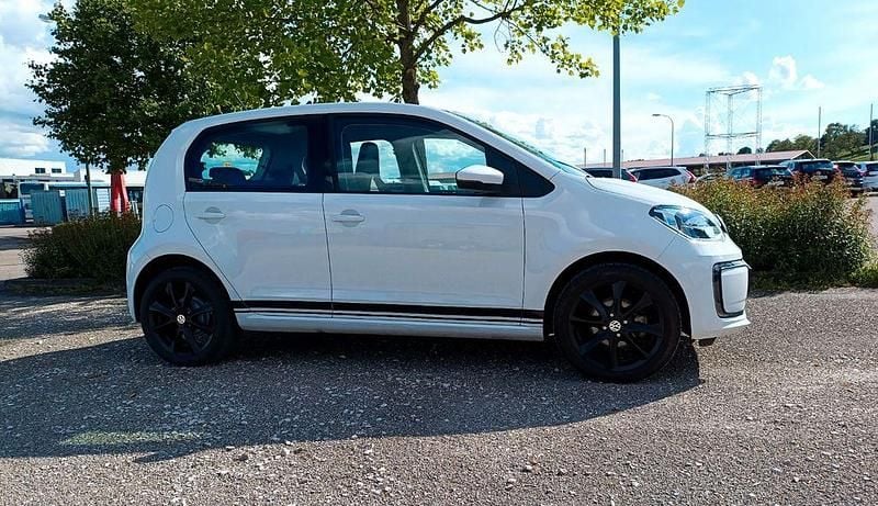 Weiß Gebraucht 2020 VW e-up! Kleinwagen | 11.500 € (Guter Preis) - Bild 1/4