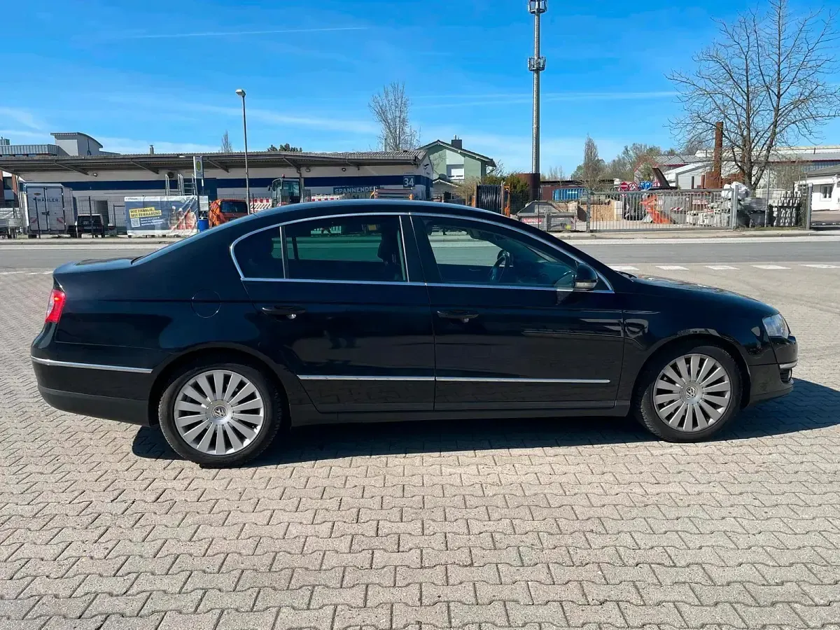 Używany VW Passat 2005 Czarny Sedan/Limuzyna