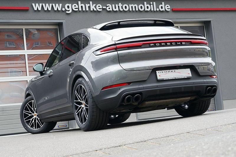 Gebraucht Porsche Cayenne 354 PS (260 kW) 2025 Grau SUV