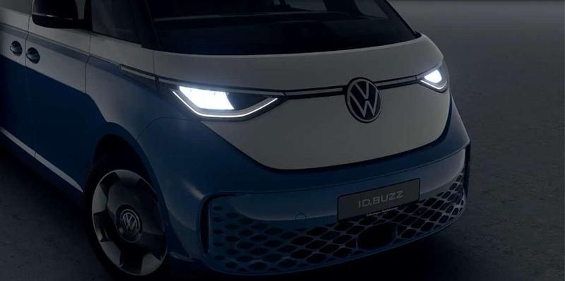 Neu VW ID. Buzz Pro 210 kW (286 PS) 2026 Candyweiß/medium blue Van / Kleinbus