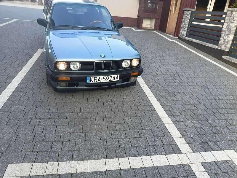 Gebraucht BMW 325 171 PS (125 kW) 1987 Limousine