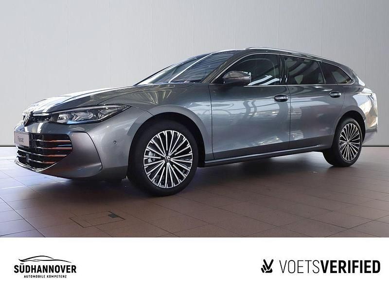Diabasgrau metallic Gebraucht 2025 VW Passat Elegance Kombi | 35.990 € (Fairer Preis) - Bild 1/4