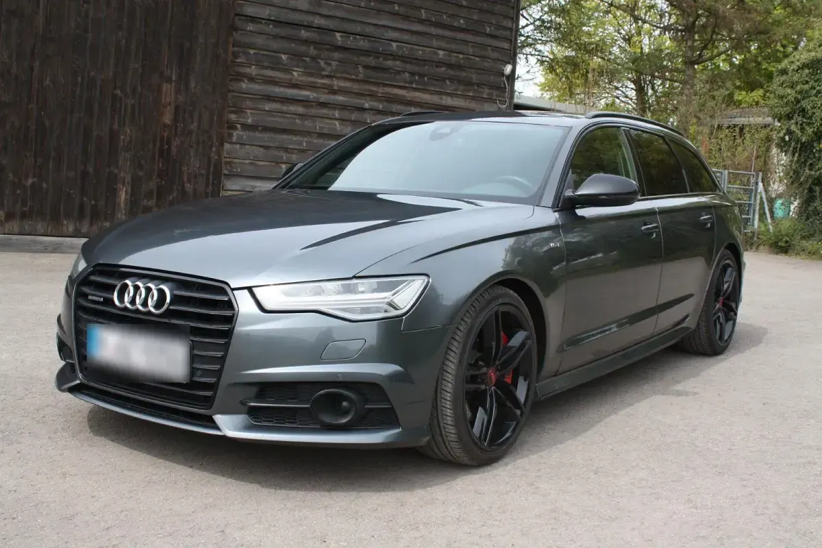 Gebraucht Audi A6 Ambiente 326 PS (239 kW) 2016 Grau Kombi