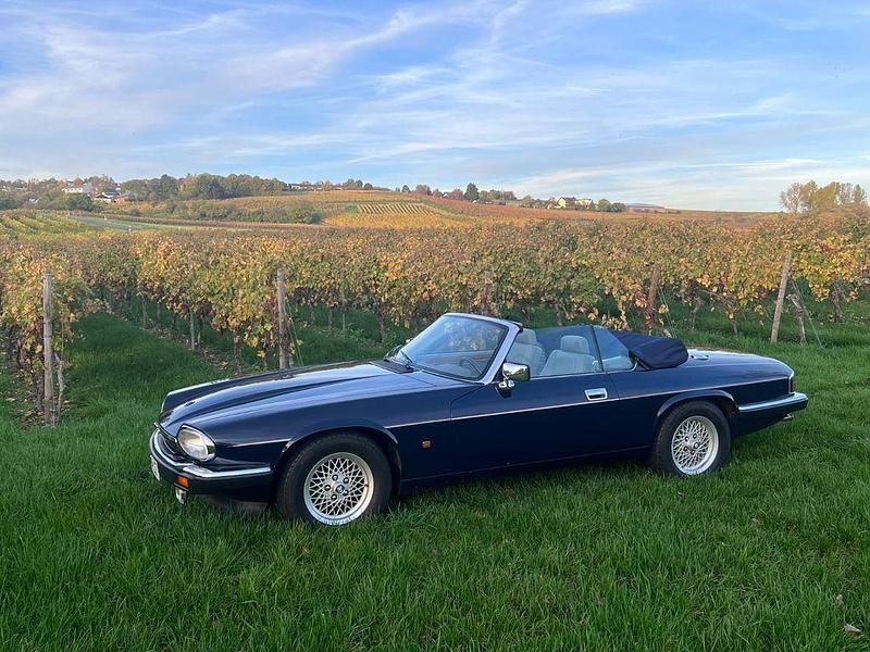 Second-hand Jaguar XJS 281 CP (206 kW) 1994 Albastru Cabrio