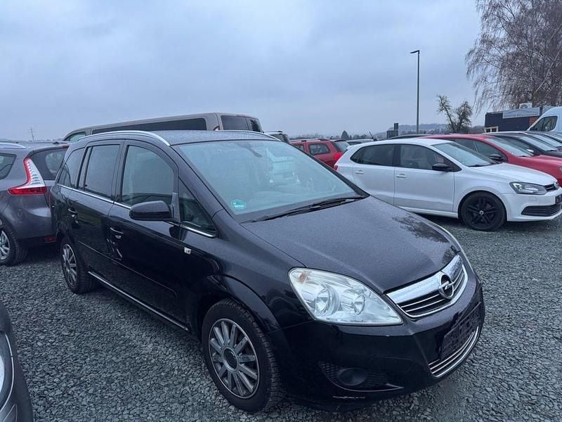 Saphirschwarz mi2 Gebraucht 2008 Opel Zafira Edition Van / Kleinbus | 2.990 € (Fairer Preis) - Bild 1/3