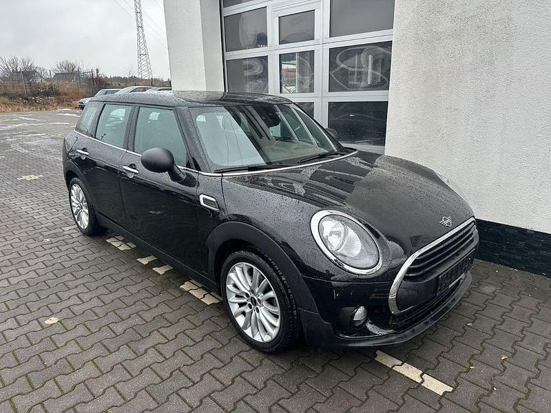 Schwarz Gebraucht 2019 Mini One Clubman Kombi | 14.990 € (Guter Preis) - Bild 1/4