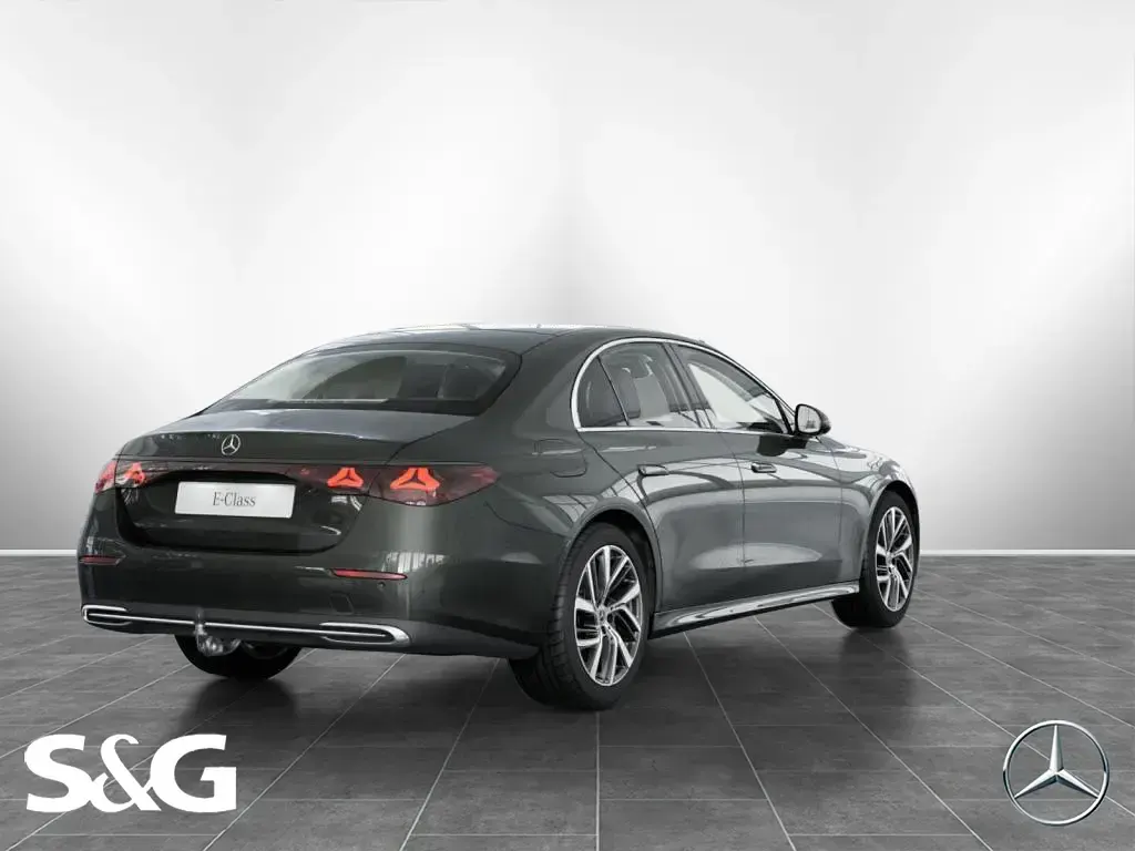 Gebraucht Mercedes E200 Avantgarde 204 PS (150 kW) 2025 Graphitgrau metallic Limousine