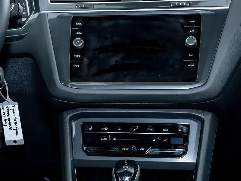 Gebraucht VW Tiguan 245 PS (180 kW) 2022 Grau SUV