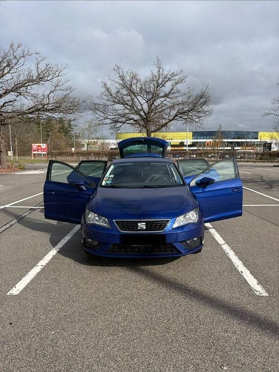 Gebraucht Seat Leon Style 125 PS (91 kW) 2017 Blau Limousine