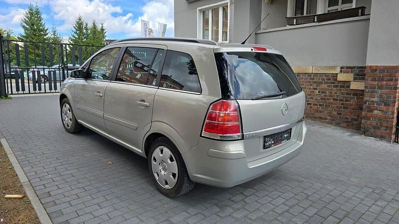 Gebraucht Opel Zafira Edition 140 PS (102 kW) 2006 Van / Kleinbus