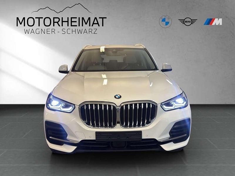 Gebraucht BMW X5 Sport Line 286 PS (210 kW) 2022 Alpinweiß uni SUV